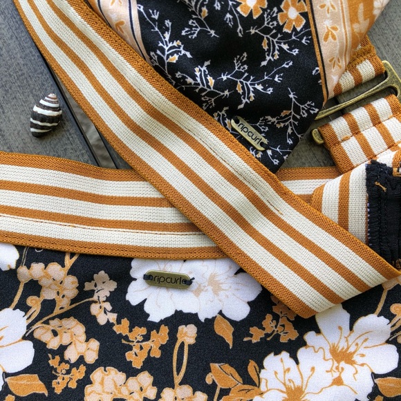 🌴🔆RIP CURL - MARIGOLD DEEP CHEEKY BIKINI SET🔆🌴 - Picture 7 of 16